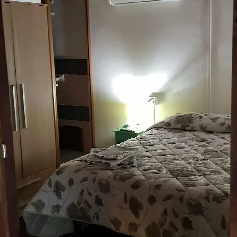 Vendégház Affittacamere Luti Massama